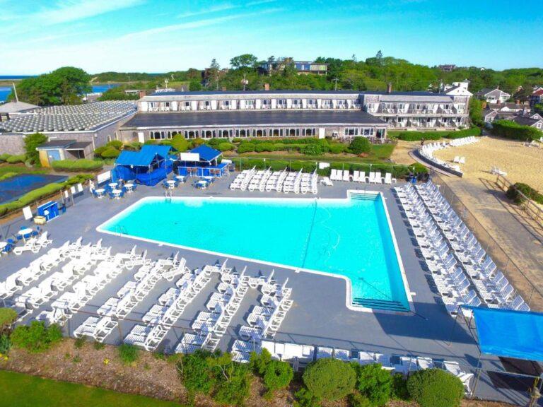 Provincetown Inn – Cocktail Server