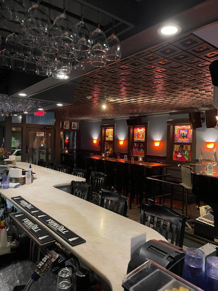 Tin Pan Alley – Busser